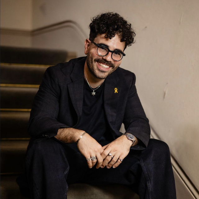 ChaiFlicks acquires streaming rights to Hen Mazzig YouTube series